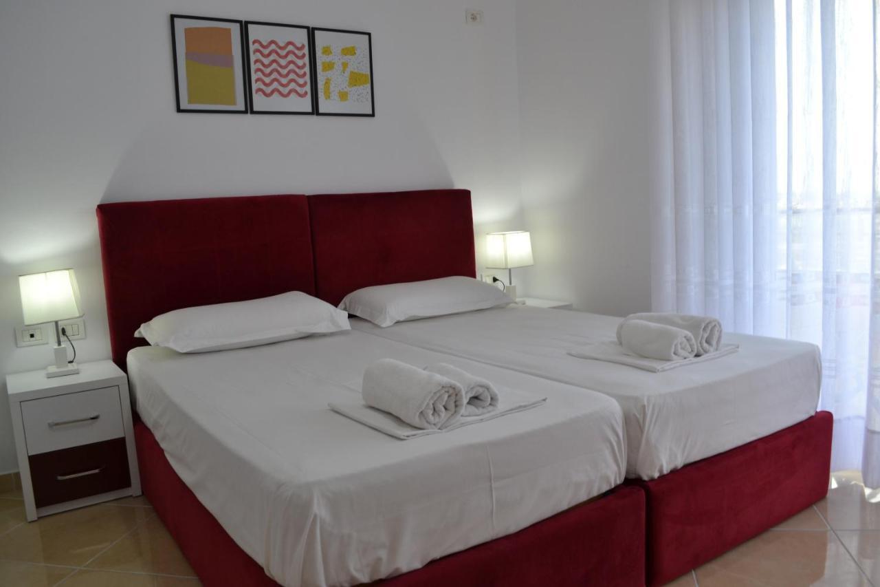 Seaview Penthouse 2 Bedrooms Apartment & Box Garage Vlorë Extérieur photo