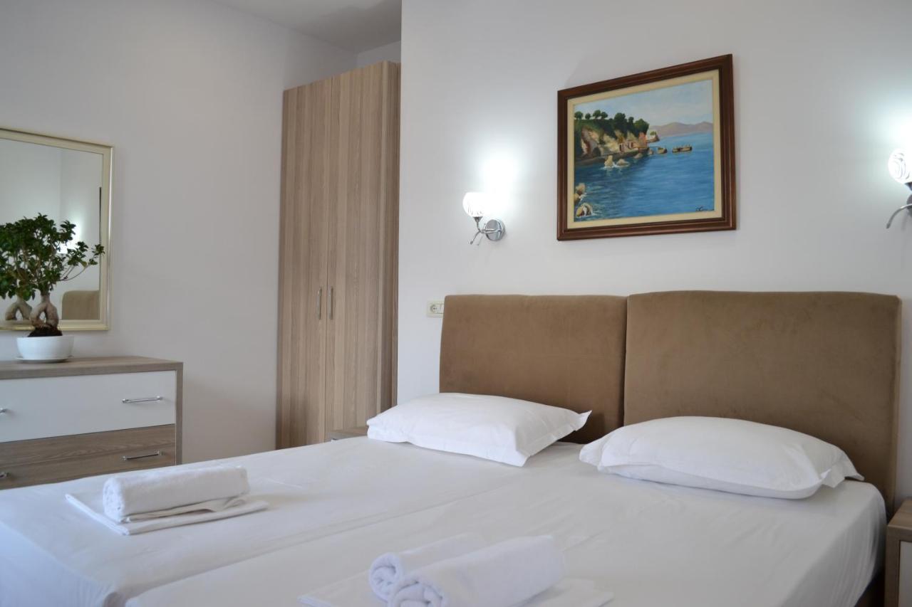 Seaview Penthouse 2 Bedrooms Apartment & Box Garage Vlorë Extérieur photo
