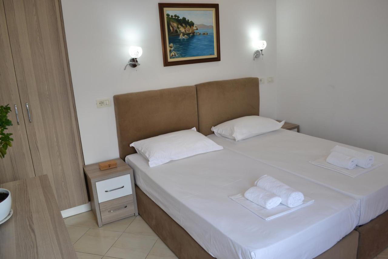 Seaview Penthouse 2 Bedrooms Apartment & Box Garage Vlorë Extérieur photo