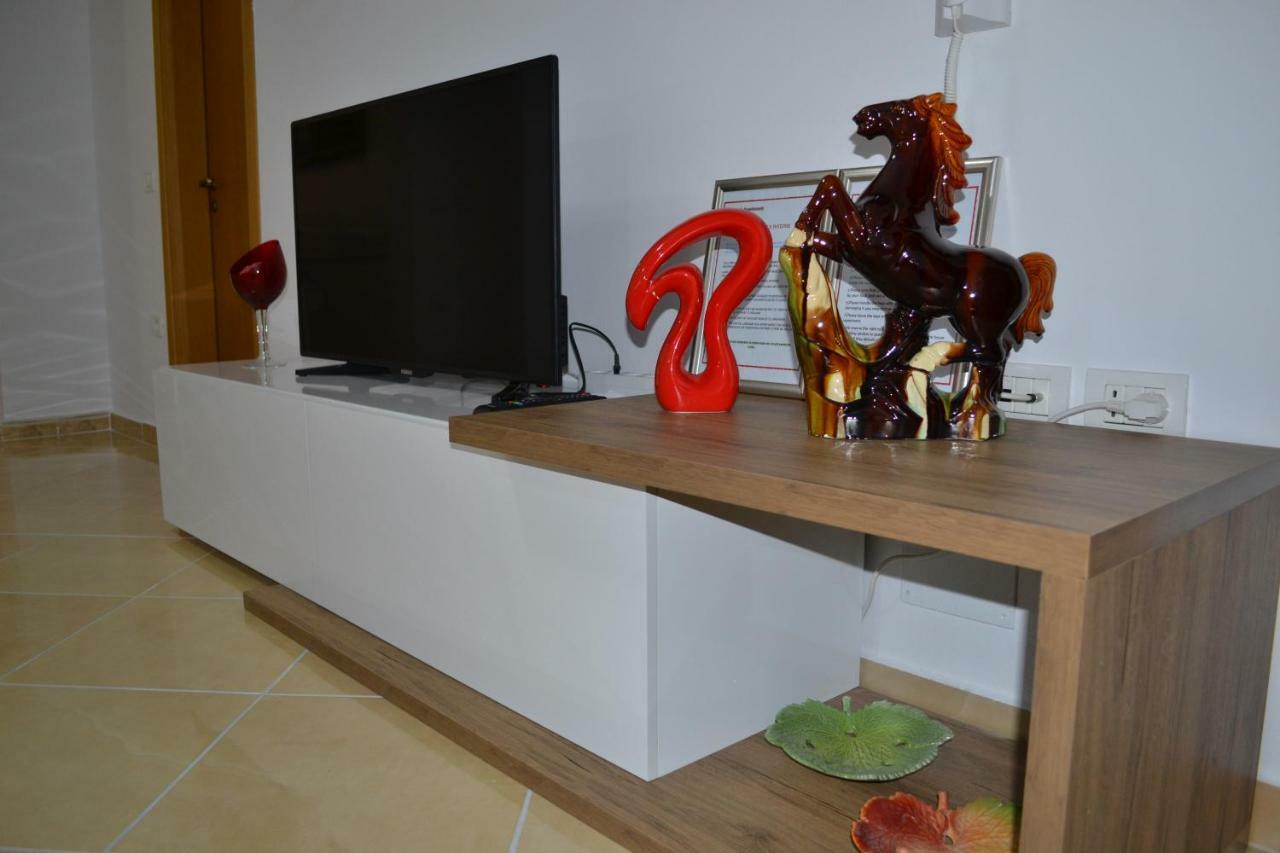 Seaview Penthouse 2 Bedrooms Apartment & Box Garage Vlorë Extérieur photo